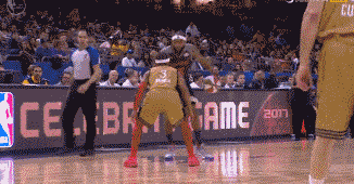 齐沃：老队员很好地接纳了年轻人；我们清楚弗拉泰西的重要性（齐沃：老将积极拥抱新生力量；弗拉泰西的重要性毋庸置疑）