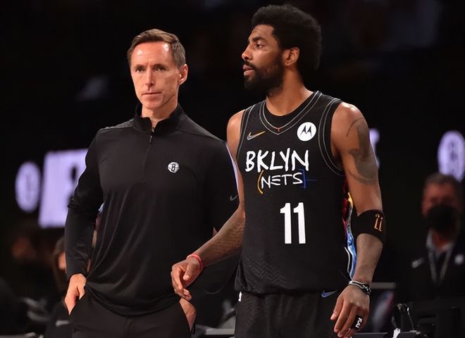 马丁内利：我进球后和马杜埃凯有过交流，我说他的进球更精彩（马丁内利：进球后与马杜埃凯交流，直言对方破门更精彩）