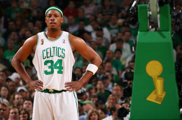 布莱顿青训学院发布含二战时期日本士兵的图片，随后删帖并致歉（布莱顿青训学院误发二战日本士兵图片，随后撤下并致歉）