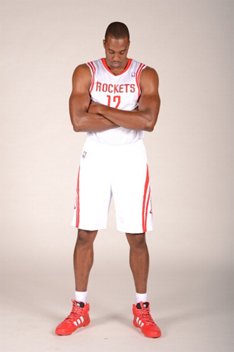 天妒英才，国米旧将范赫斯登转投西协甲后生涯第三度遭遇ACL受伤（命途多舛：前国米后卫范赫斯登转战西协甲后生涯第三次十字韧带重伤）