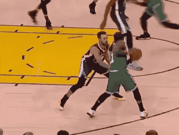 记者：汪士钦这张红牌就是多年来中国足球陋习的真实写照（记者：汪士钦染红，恰是中国足球多年积弊的缩影）