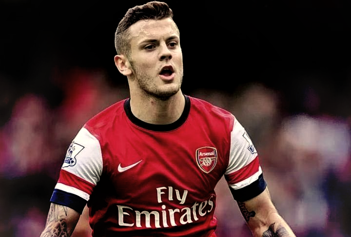 防线漏洞频出 难挡对手冲击（后防失误不断 难以抵御对手猛攻）