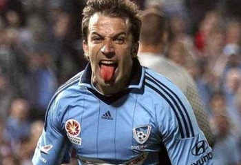 库尔图瓦？就这么轻易的被过了（库尔图瓦就这么轻松被过？）