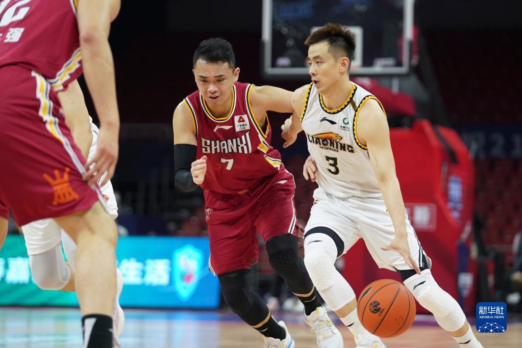 CBA：北京首钢强势发挥 主场逆转深圳（CBA：北京首钢主场发威 逆转击败深圳）