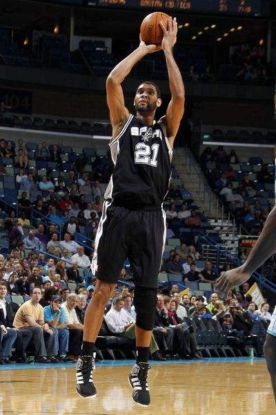 中国球员留洋要分几步走？看看日本足球的“参考答案”（中国球员如何分步留洋？日本足球给出示范）