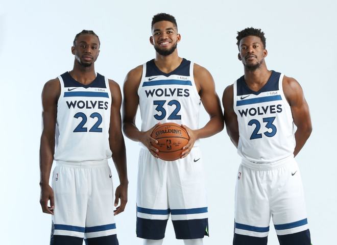 如何看待诺伊尔的失误？孔帕尼：我第一次听到这个说法（诺伊尔被指失误？孔帕尼：头一次听说这种说法）