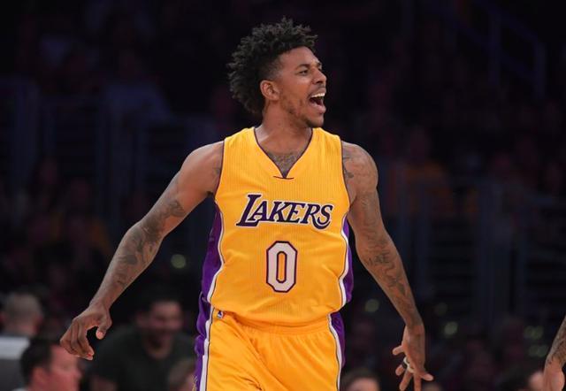 弗罗因德谈冬窗：没引援计划，伤员归队后球队阵容会非常完备（弗罗因德：冬窗不引援，伤员回归后阵容将趋于完整）