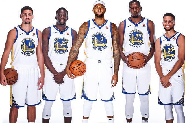 驳斥转会传闻，贡多齐：我专注于当下，想帮拉齐奥赢下更多球（贡多齐否认转会传闻：专注当下，只想助拉齐奥赢得更多胜利）