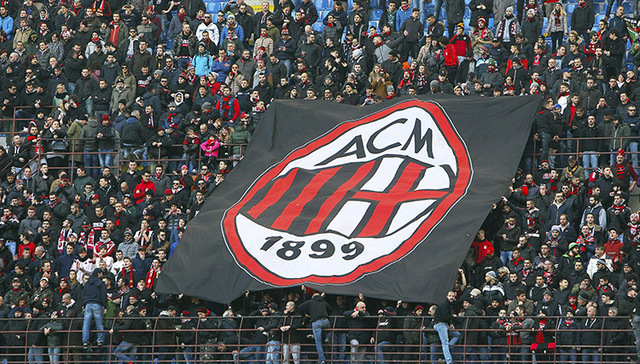 英超：曼联客场2-1击败莱斯特城（英超-曼联客场2-1战胜莱斯特城）